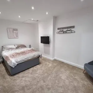 Crystal - 5 Min Walk From Town Centre Holmfirth