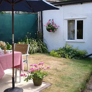 4* Bed & Breakfast The At Weston Lawn